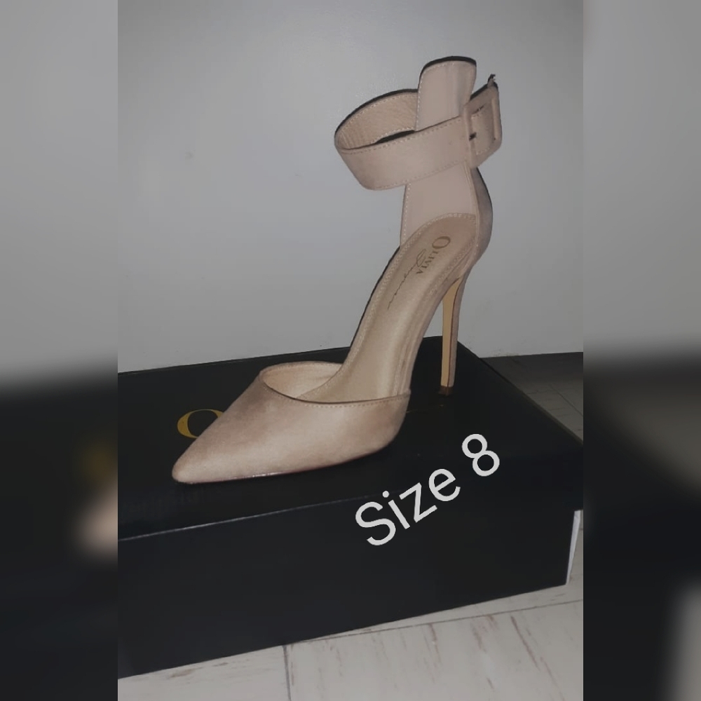 👠 Nude heels 👠